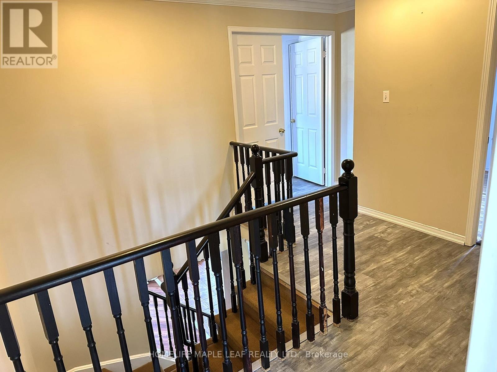 (Main Floor) - 72 Four Seasons Circle, Brampton, ON - Indoor Photo Showing Other Room