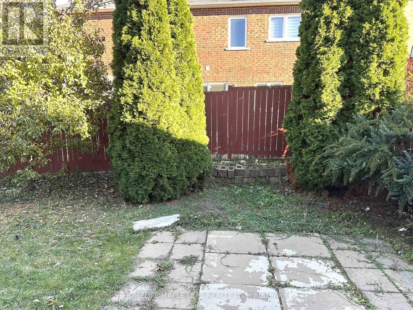 (Main Floor) - 72 Four Seasons Circle, Brampton, ON - Outdoor