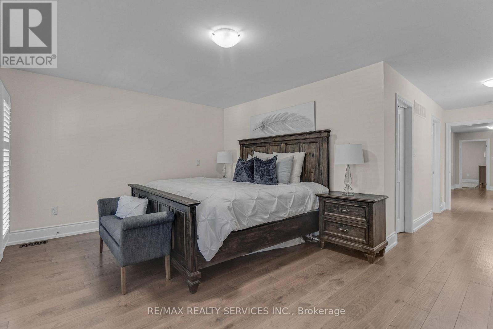 958 Beach Boulevard, Hamilton, ON - Indoor Photo Showing Bedroom