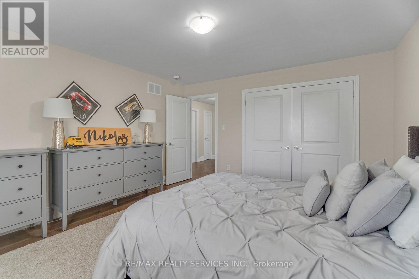958 Beach Boulevard, Hamilton, ON - Indoor Photo Showing Bedroom