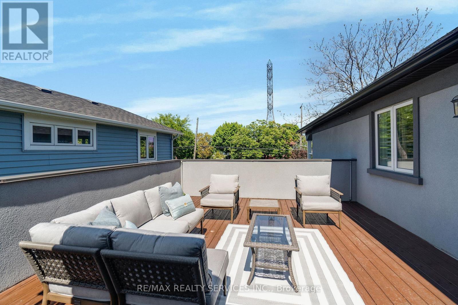 958 Beach Boulevard, Hamilton, ON - Outdoor With Deck Patio Veranda With Exterior