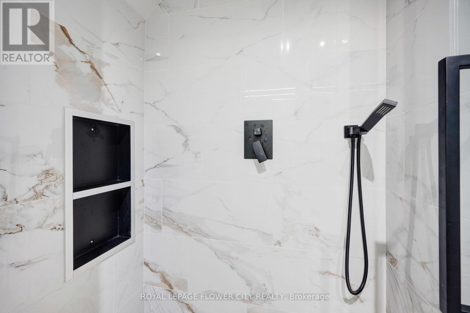 57 Letty Avenue, Brampton, ON - Indoor Photo Showing Bathroom