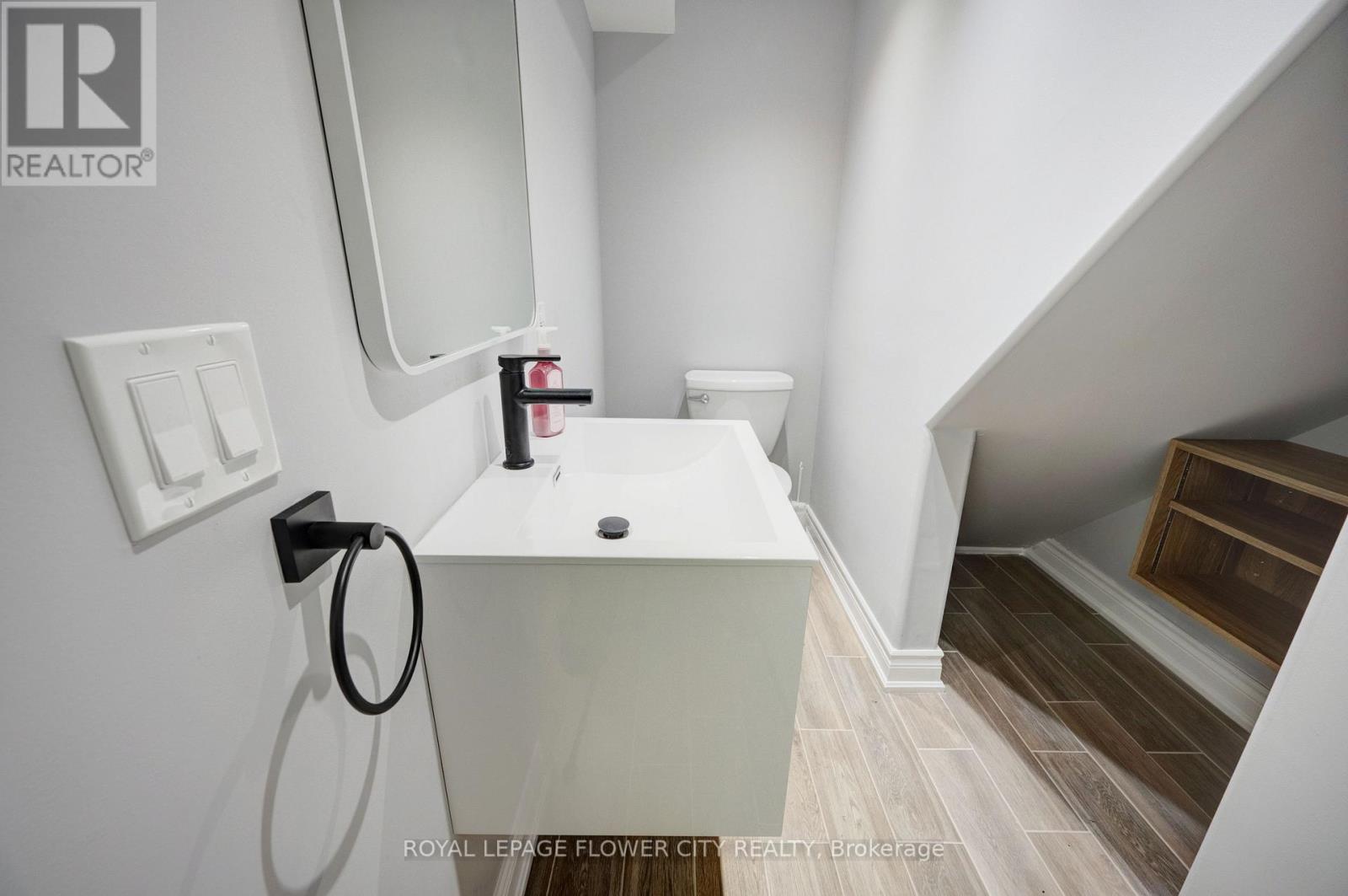 57 Letty Avenue, Brampton, ON - Indoor Photo Showing Bathroom
