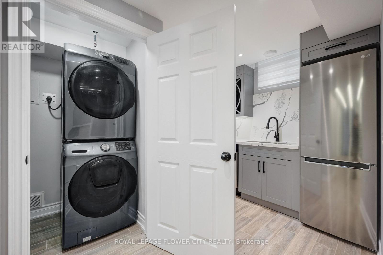 57 Letty Avenue, Brampton, ON - Indoor Photo Showing Laundry Room