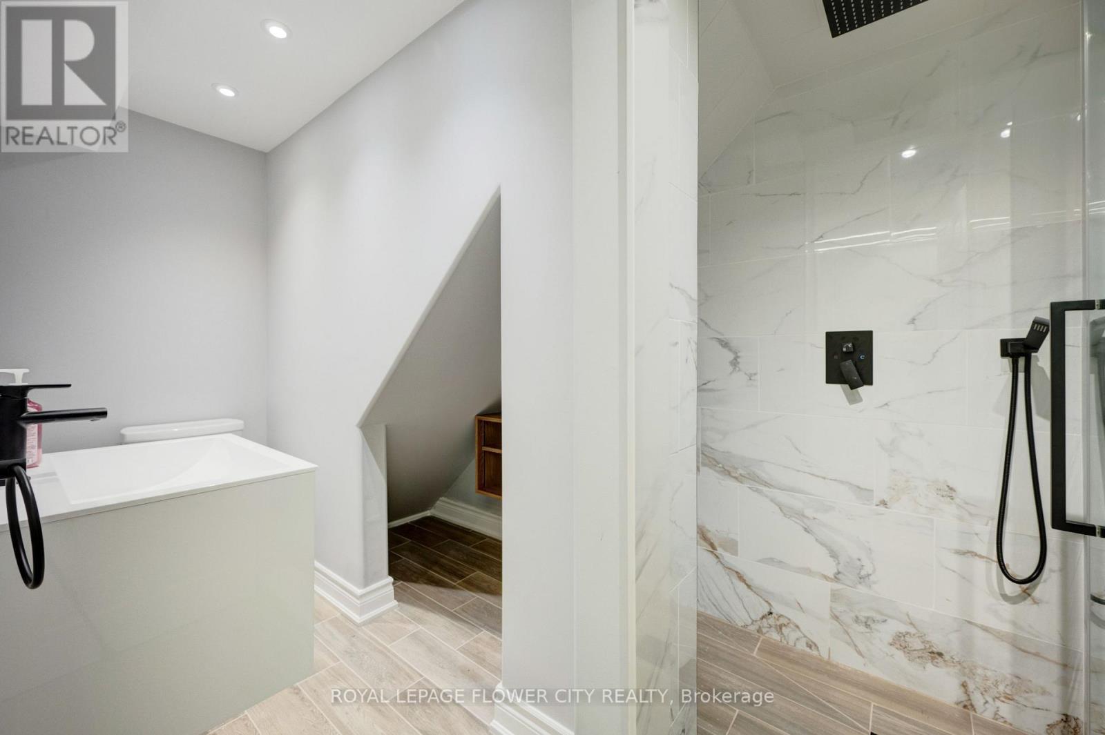 57 Letty Avenue, Brampton, ON - Indoor Photo Showing Bathroom