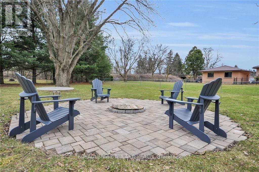 104 Simcoe Crescent, Middlesex Centre (Komoka), ON - Outdoor With Backyard