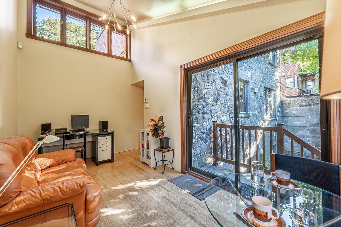 Boudoir - 4330 Av. De Mayfair, Montréal (Côte-Des-Neiges/Notre-Dame-De-Grâce), QC - Indoor Photo Showing Other Room