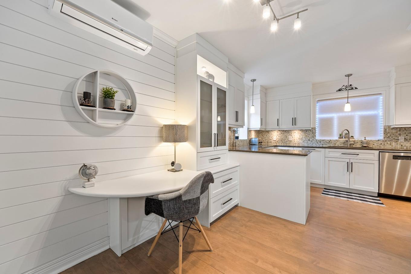 Kitchen - 1115 Ch. Pincourt, Mascouche, QC - Indoor Photo Showing Kitchen With Upgraded Kitchen