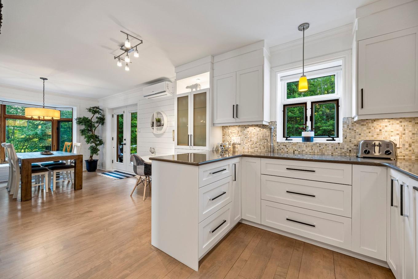 Kitchen - 1115 Ch. Pincourt, Mascouche, QC - Indoor Photo Showing Kitchen With Upgraded Kitchen