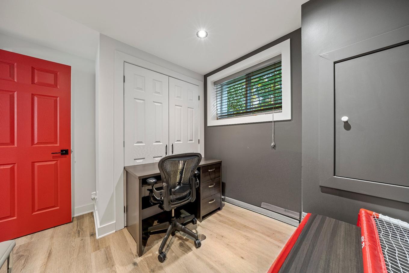 Office - 1115 Ch. Pincourt, Mascouche, QC - Indoor