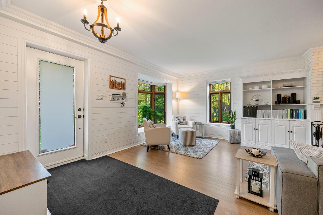Hall - 1115 Ch. Pincourt, Mascouche, QC - Indoor Photo Showing Living Room