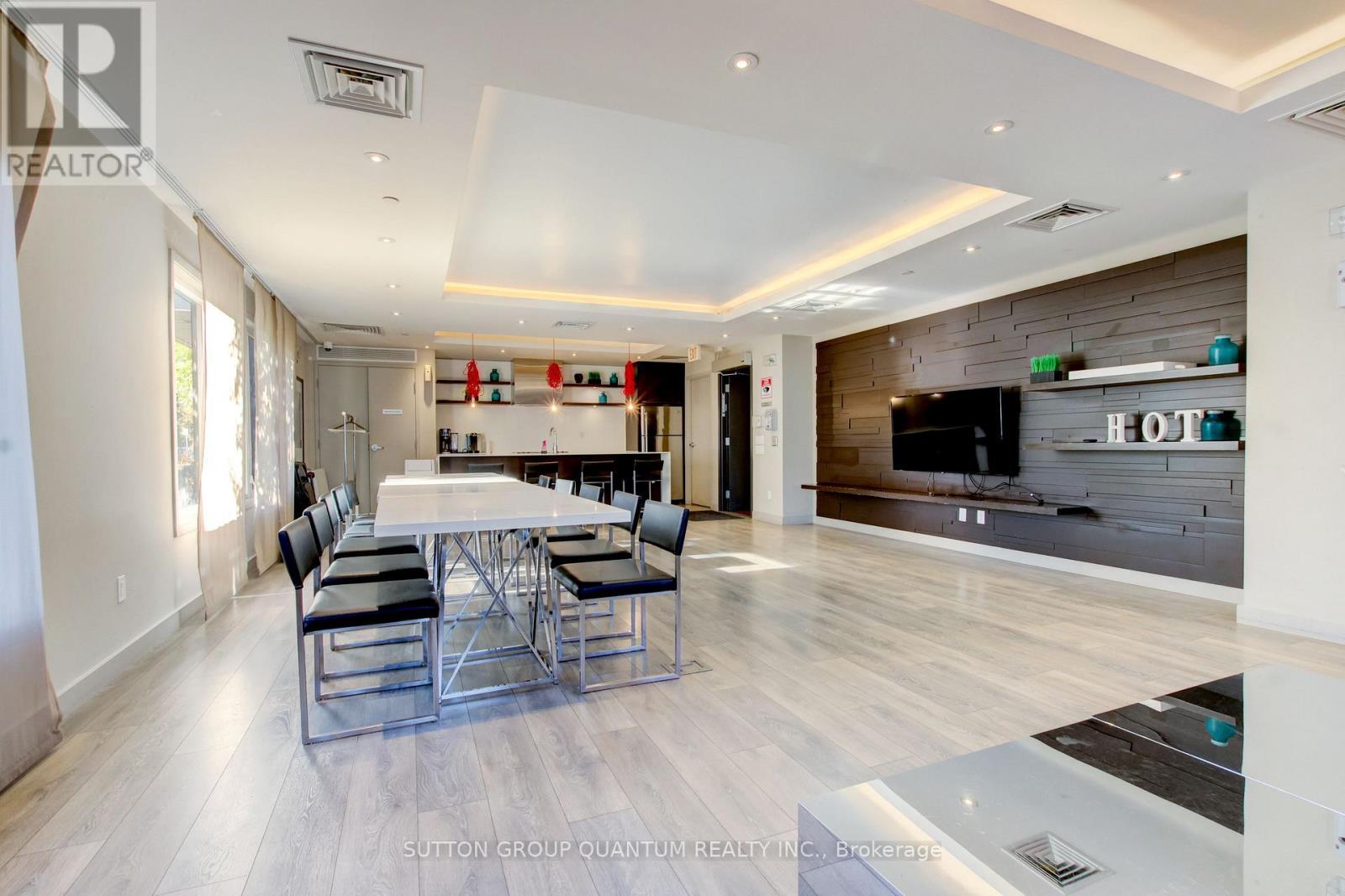 115 - 5035 Harvard Road, Mississauga, ON - Indoor