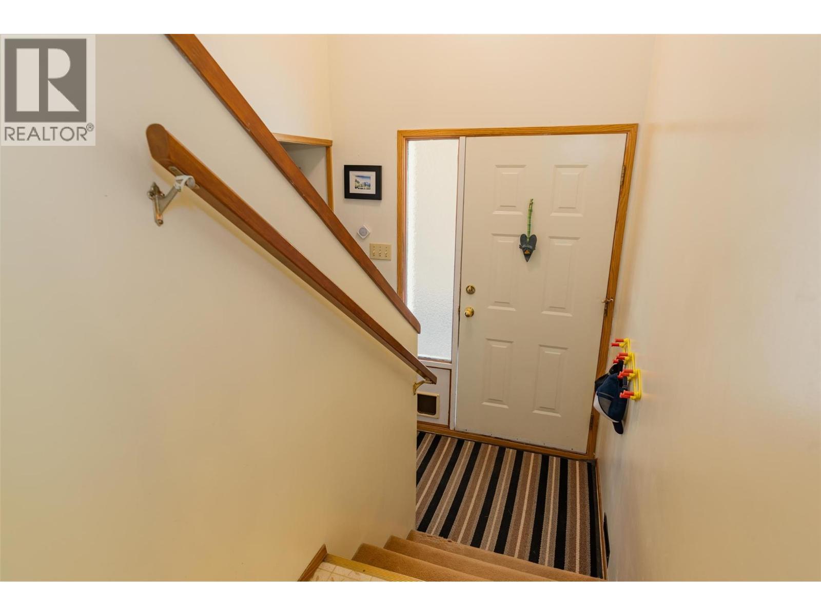 1764 Green Road, Fruitvale, BC - Indoor Photo Showing Other Room