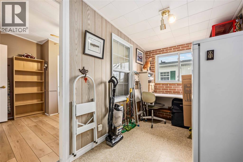 5700 Blackwell Sideroad Unit# 29, Sarnia, ON - Indoor