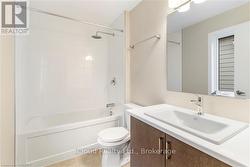 4 piece Master en-suite bathroom -