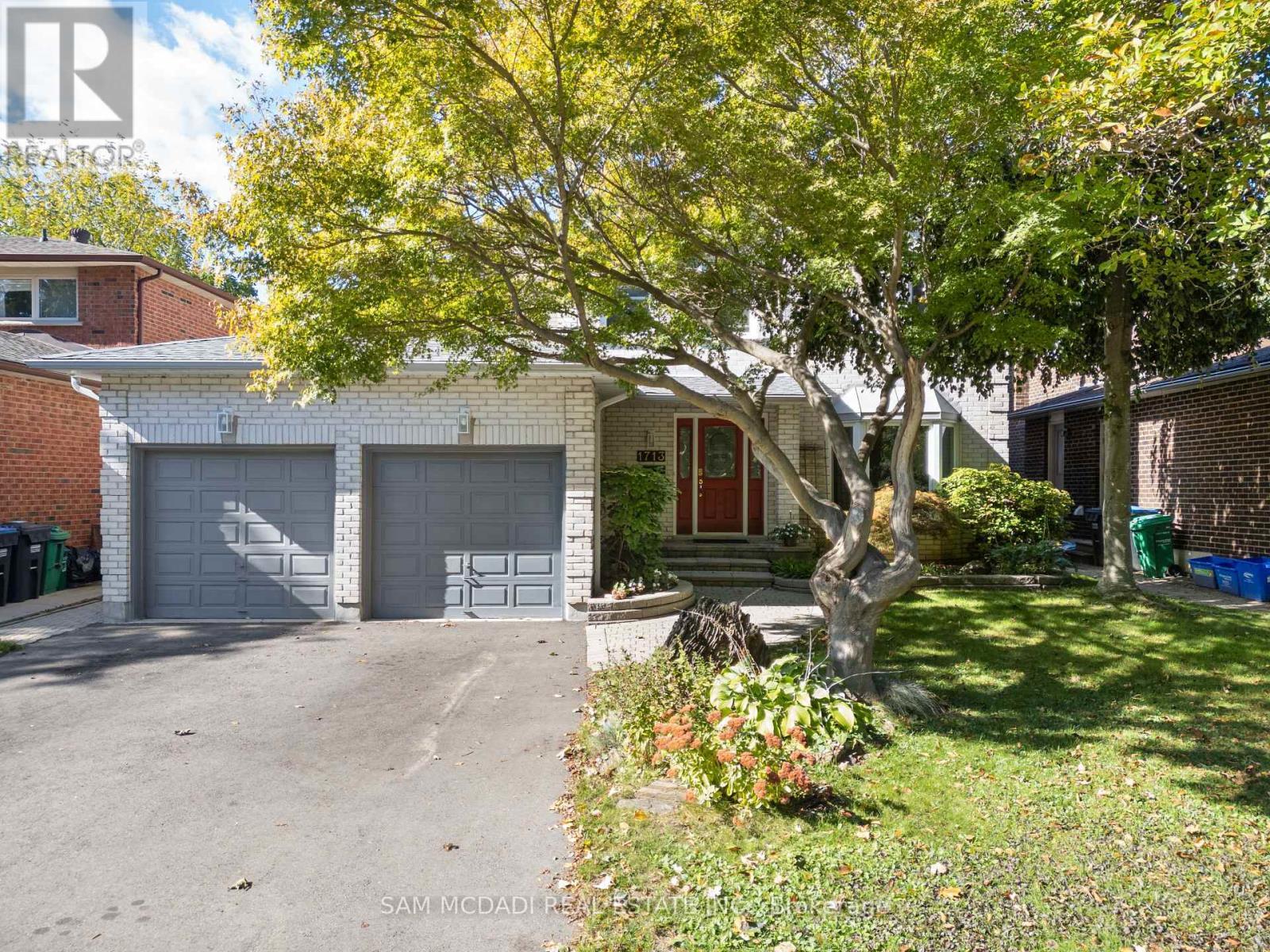 1713 Pengilley Place, Mississauga, ON - Outdoor With Facade