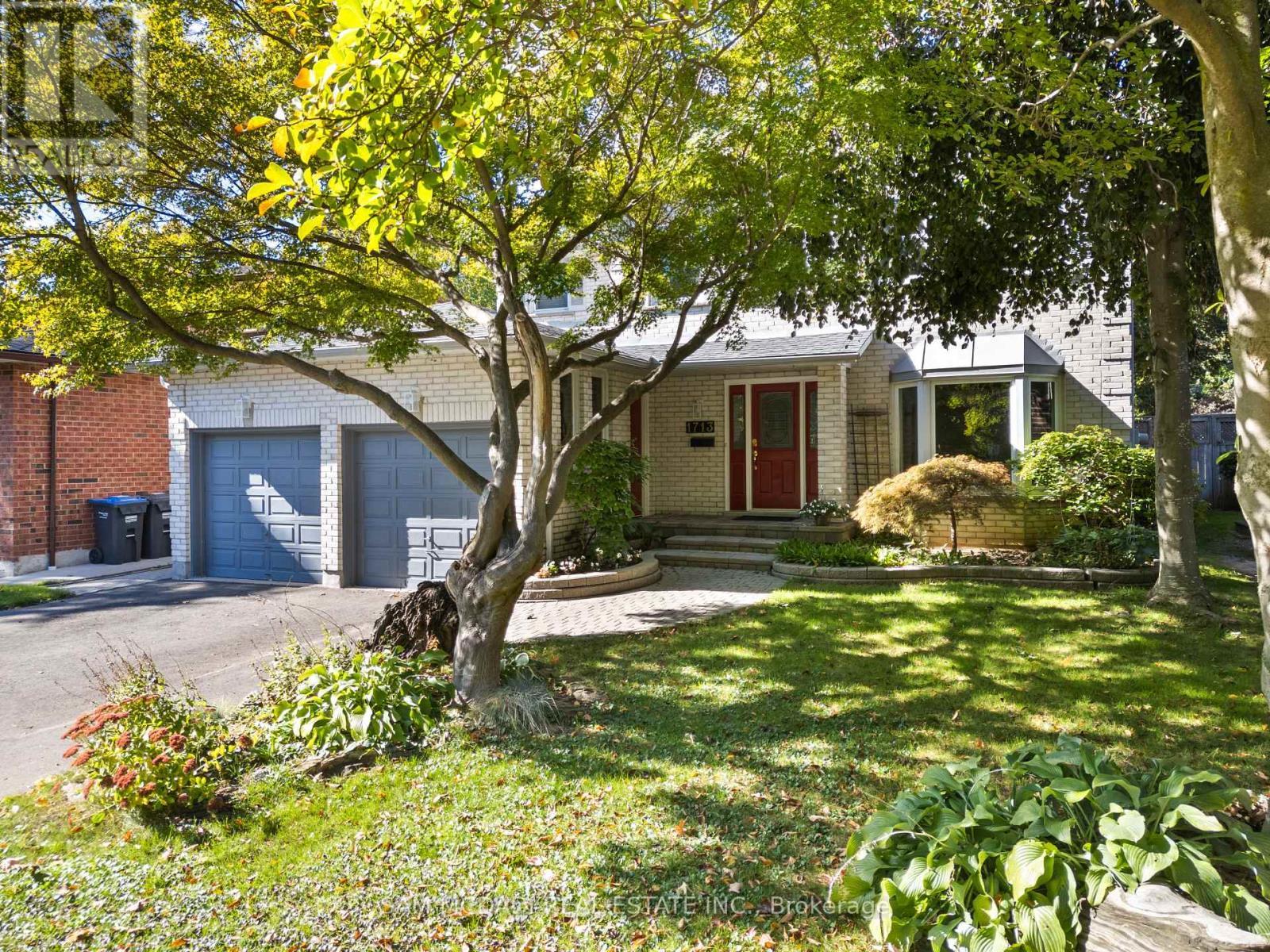 1713 Pengilley Place, Mississauga, ON - Outdoor With Facade