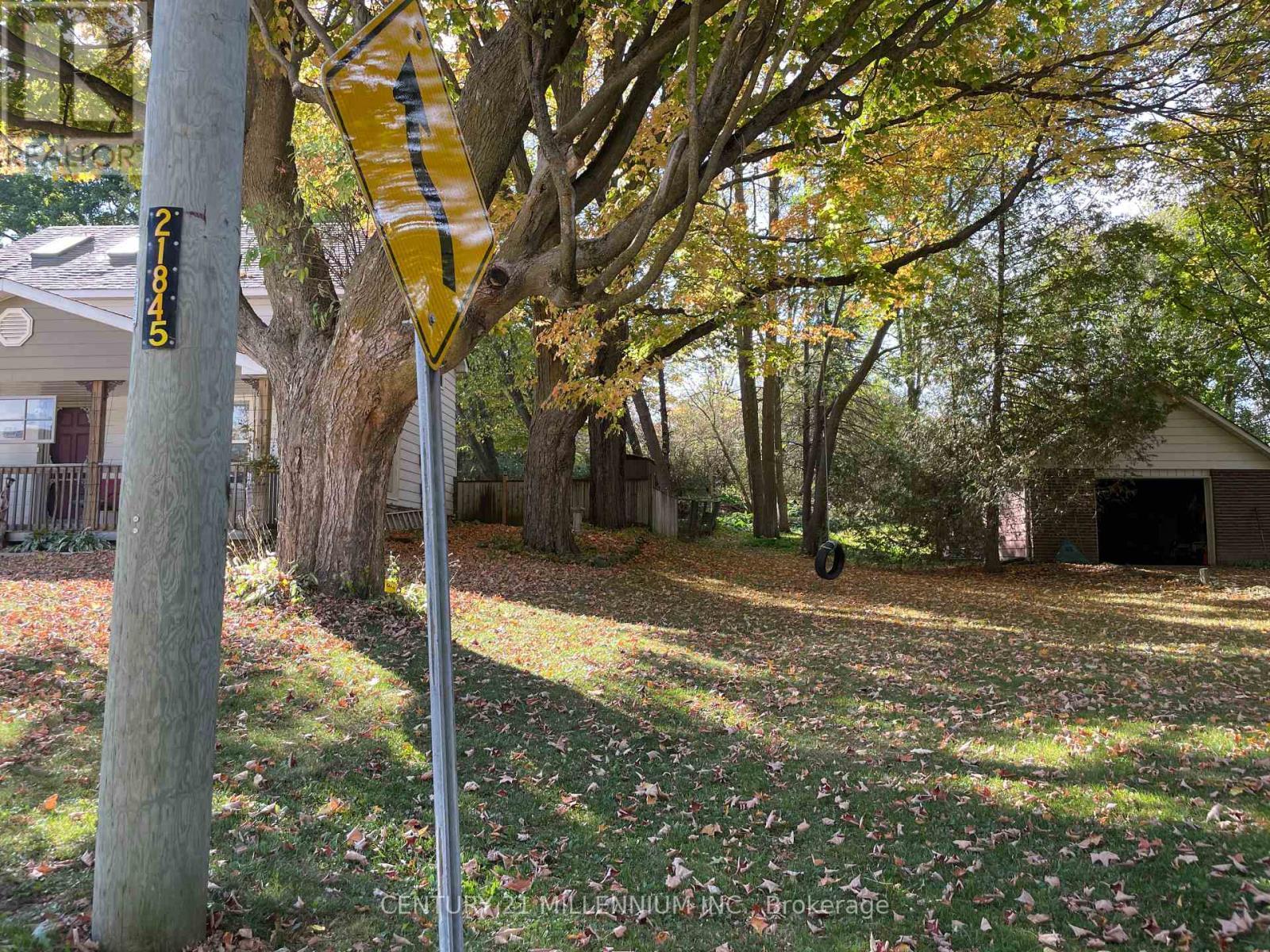 8.28 ft Frnt on Mill St. (btwn property #17  - Plan 4A Blk 3 Lot 10 Mill Street, Amaranth, ON