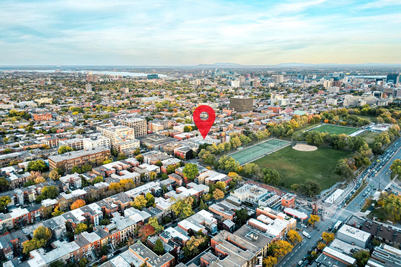 Aerial photo - 5-4485 Av. De L'Esplanade, Montréal (Le Plateau-Mont-Royal), QC - Outdoor With View