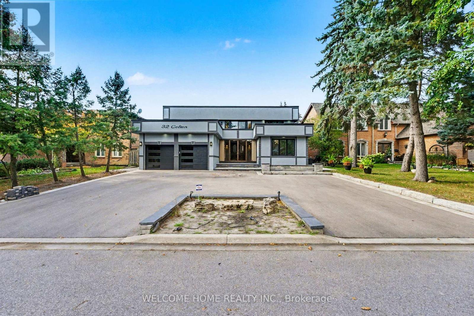 32 Colton Crescent S, Vaughan, ON - Outdoor