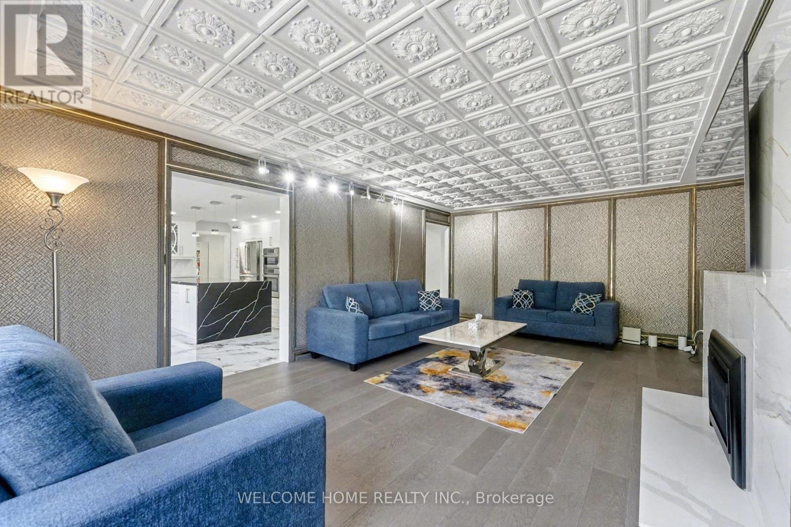 32 Colton Crescent S, Vaughan, ON - Indoor