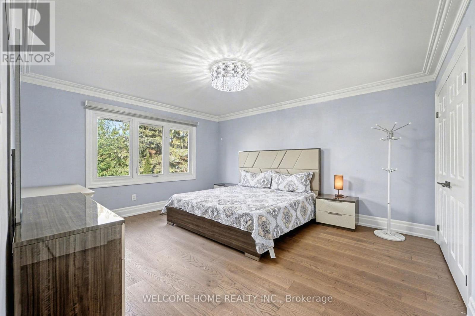 32 Colton Crescent S, Vaughan, ON - Indoor Photo Showing Bedroom