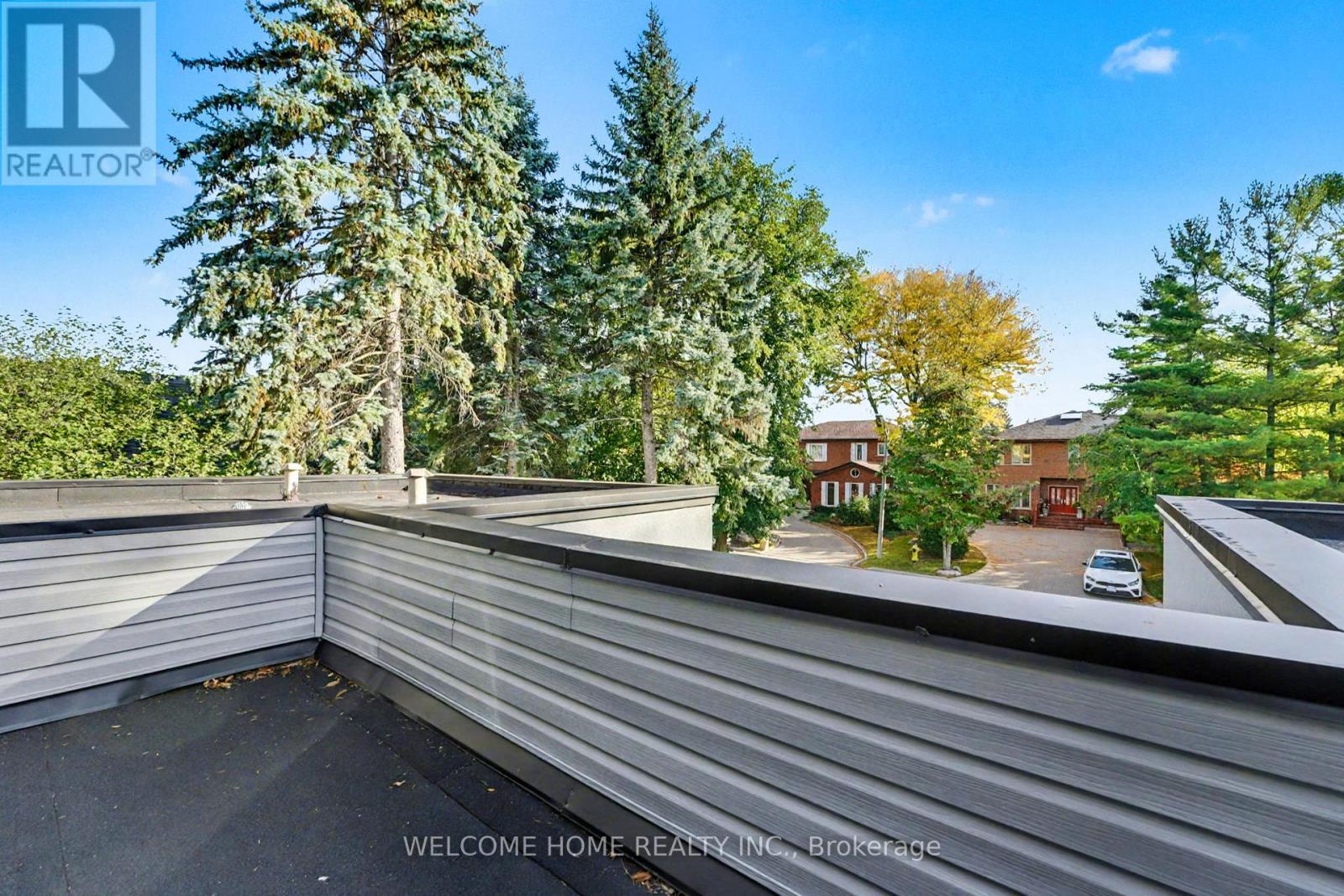 32 Colton Crescent S, Vaughan, ON - Outdoor