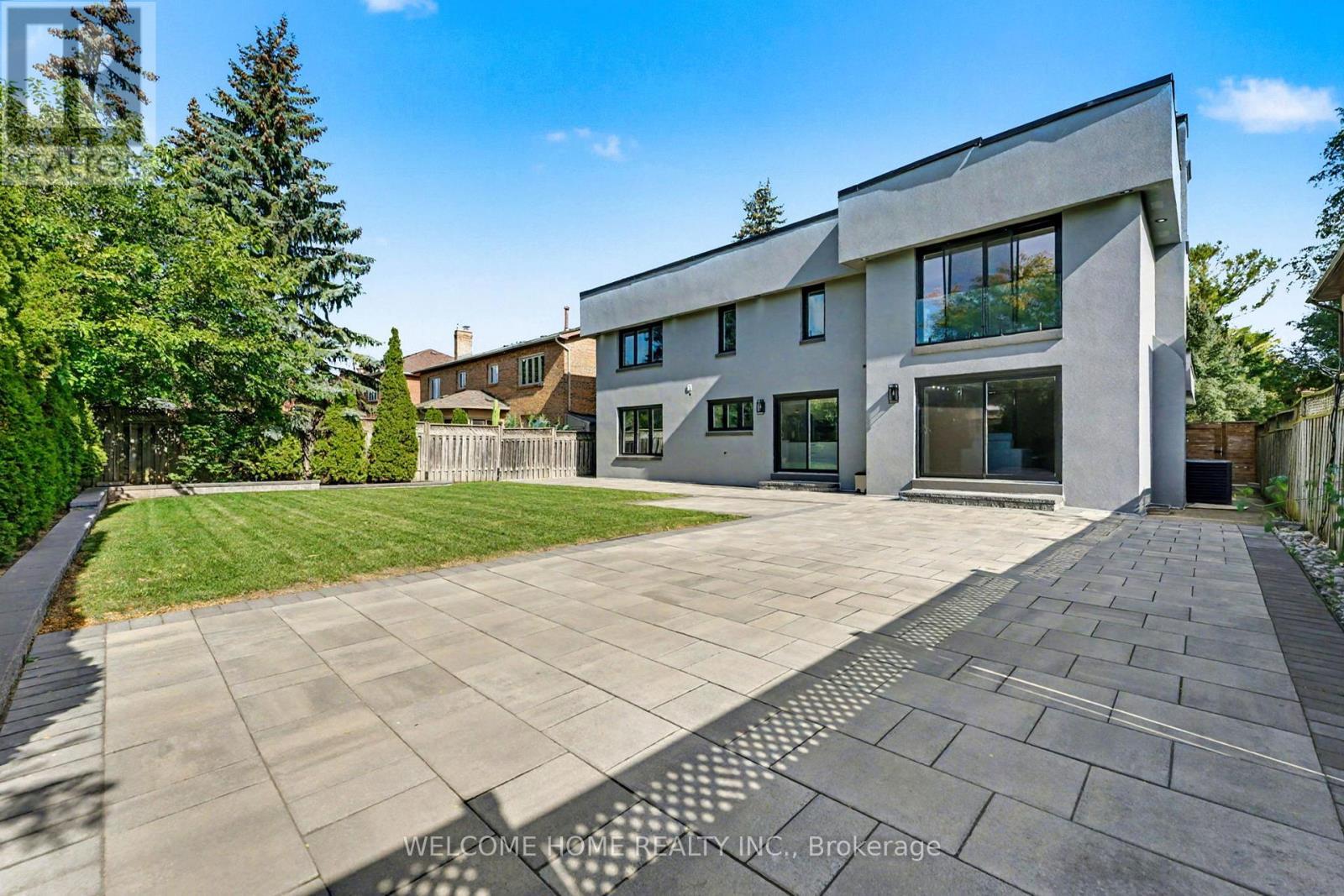 32 Colton Crescent S, Vaughan, ON - Outdoor With Deck Patio Veranda