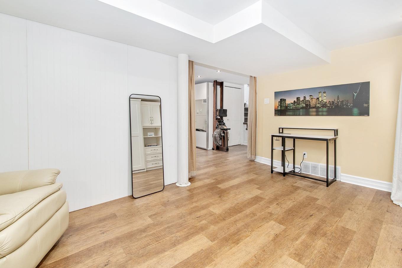 Family room - 668 Rue Léveillé, Sainte-Thérèse, QC - Indoor Photo Showing Other Room