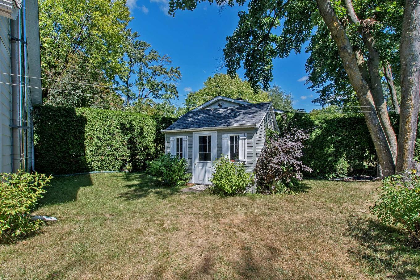 Backyard - 668 Rue Léveillé, Sainte-Thérèse, QC - Outdoor