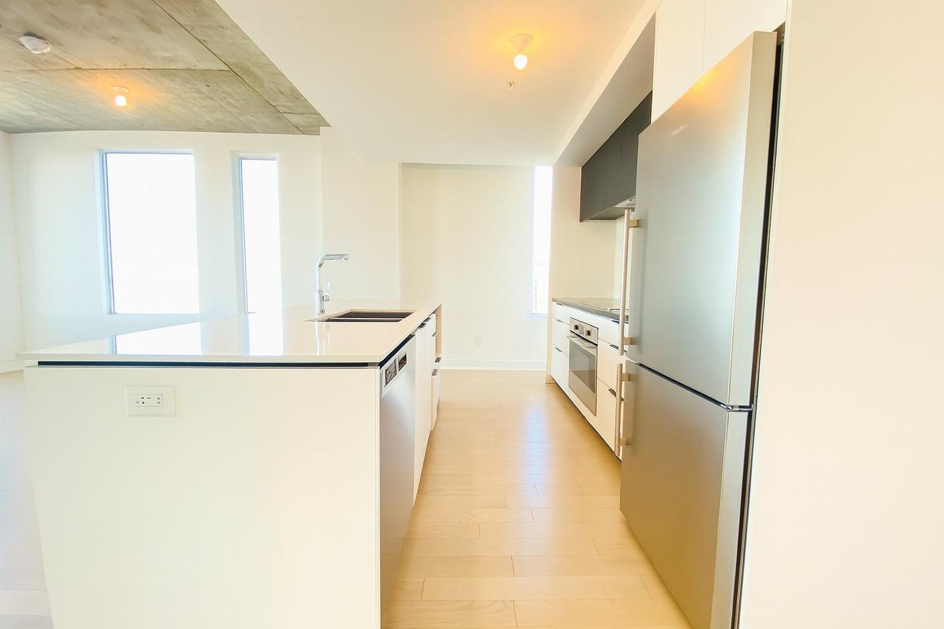 Kitchen - 1612-60 Rue De L'Éclipse, Brossard, QC - Indoor Photo Showing Kitchen