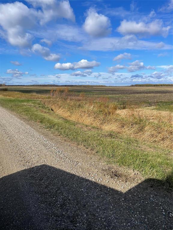 SE1-9-8W - 0 48 Road N, St Claude, MB