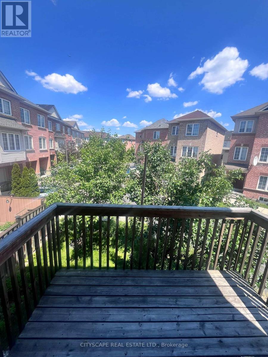 27 Frost King Lane, Toronto, ON - Outdoor