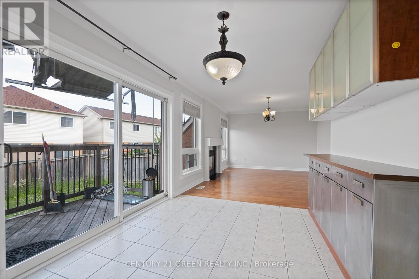 9 Mortimer Drive, Brampton, ON - Indoor