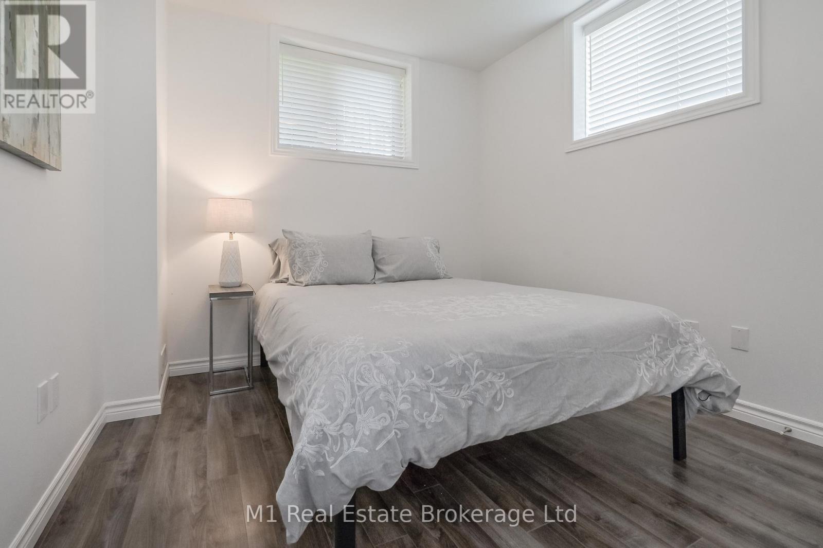 Lower Unit - 898D Gzowski Street, Centre Wellington (Fergus), ON - Indoor Photo Showing Bedroom