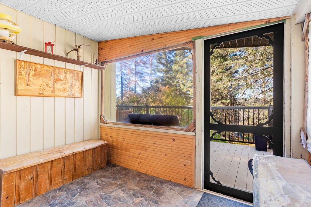 Veranda - 344 Rue Des Hêtres, Val-Morin, QC - Indoor Photo Showing Other Room
