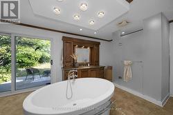 5 Pcs ensuite with fireplace and walk out -