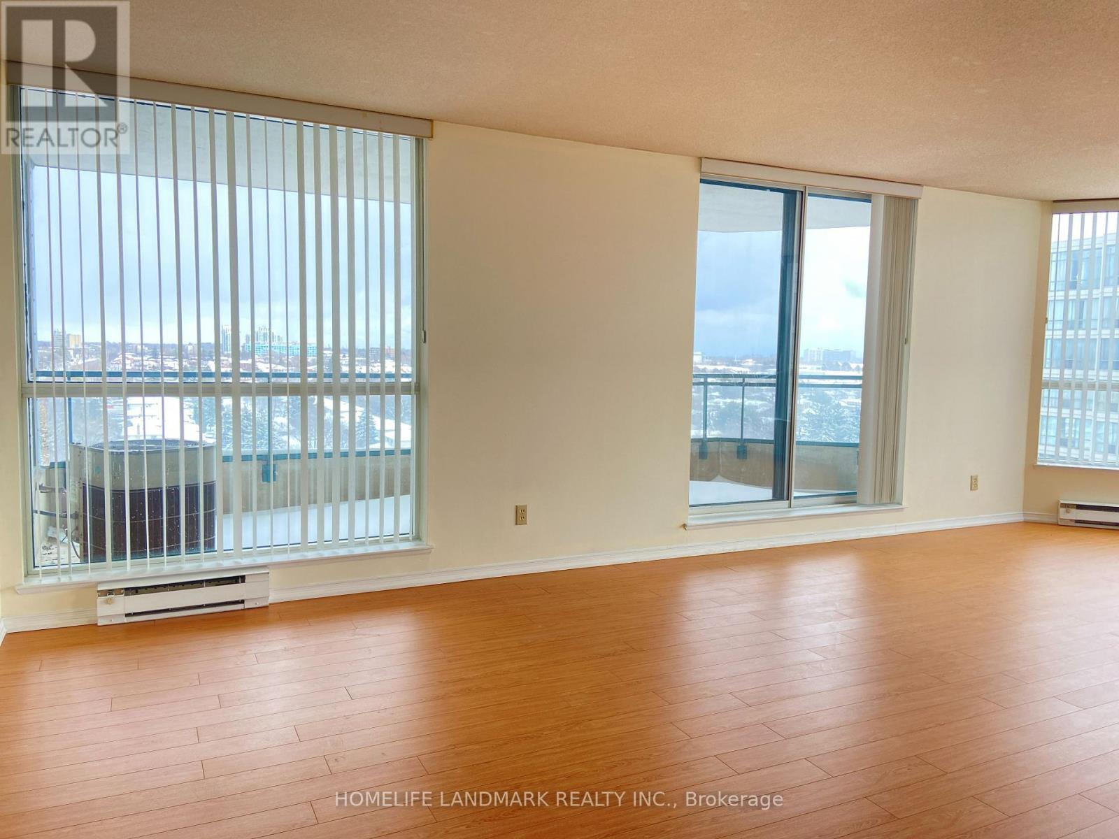 1204 - 4725 Sheppard Avenue E, Toronto, ON - Indoor