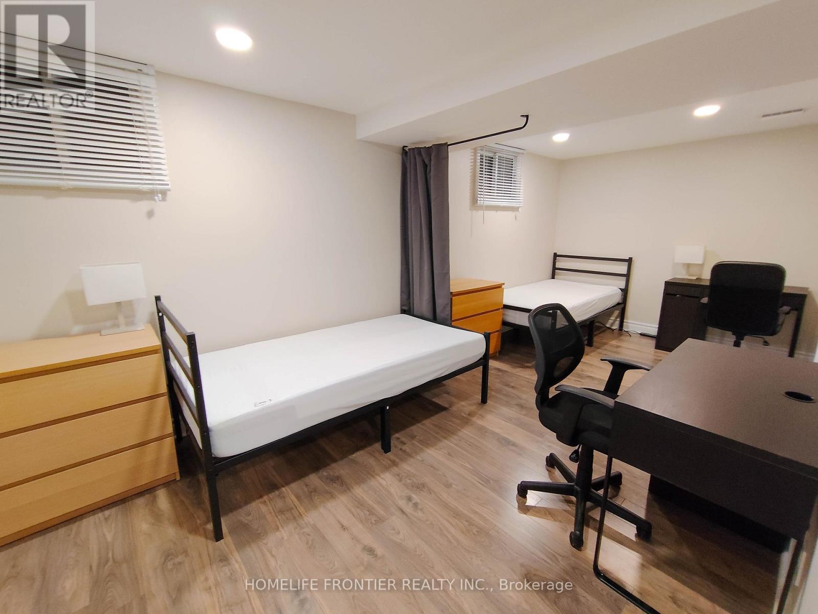 59 Dowswell Drive, Toronto, ON - Indoor