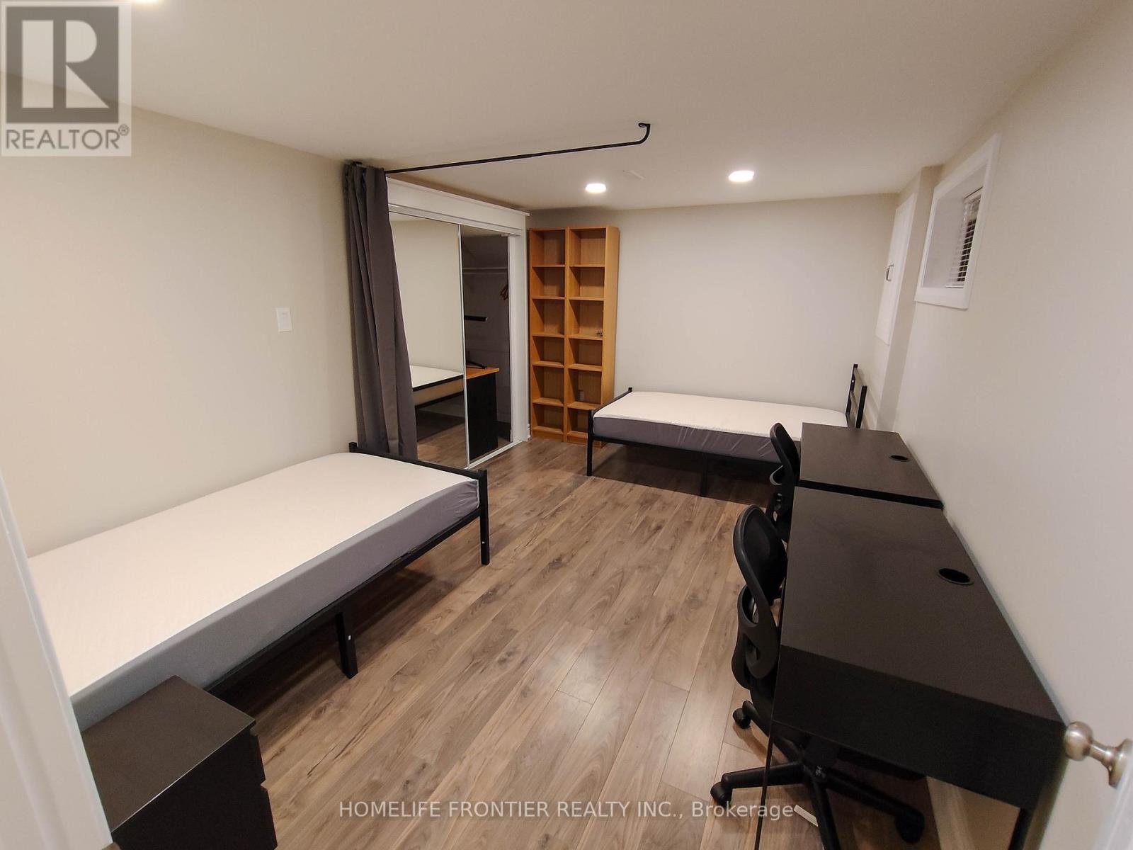 59 Dowswell Drive, Toronto, ON - Indoor