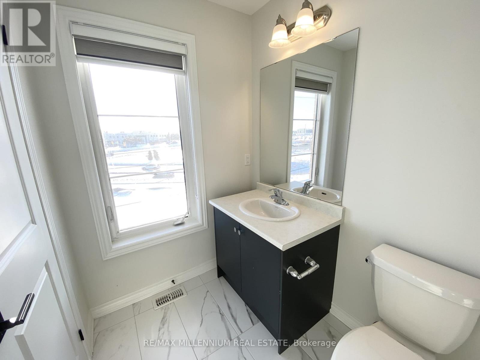 30 Vestry Way, Brampton, ON - Indoor Photo Showing Bathroom