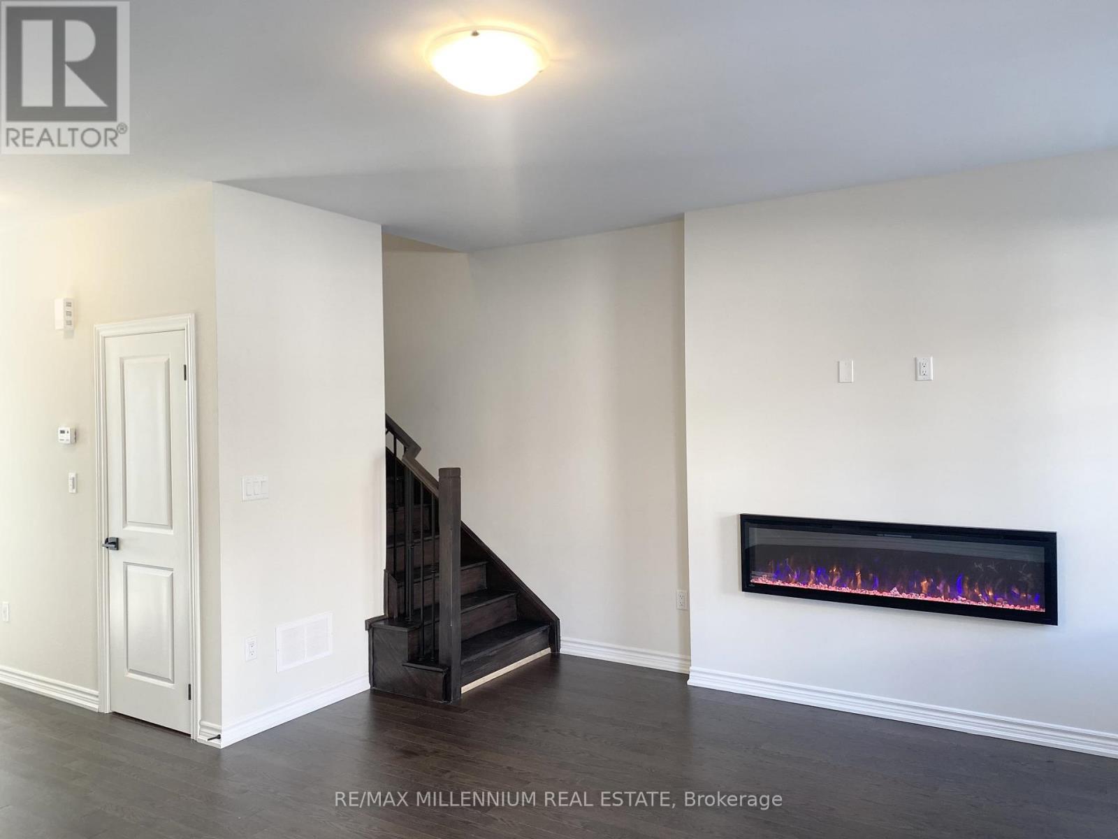 30 Vestry Way, Brampton, ON - Indoor With Fireplace