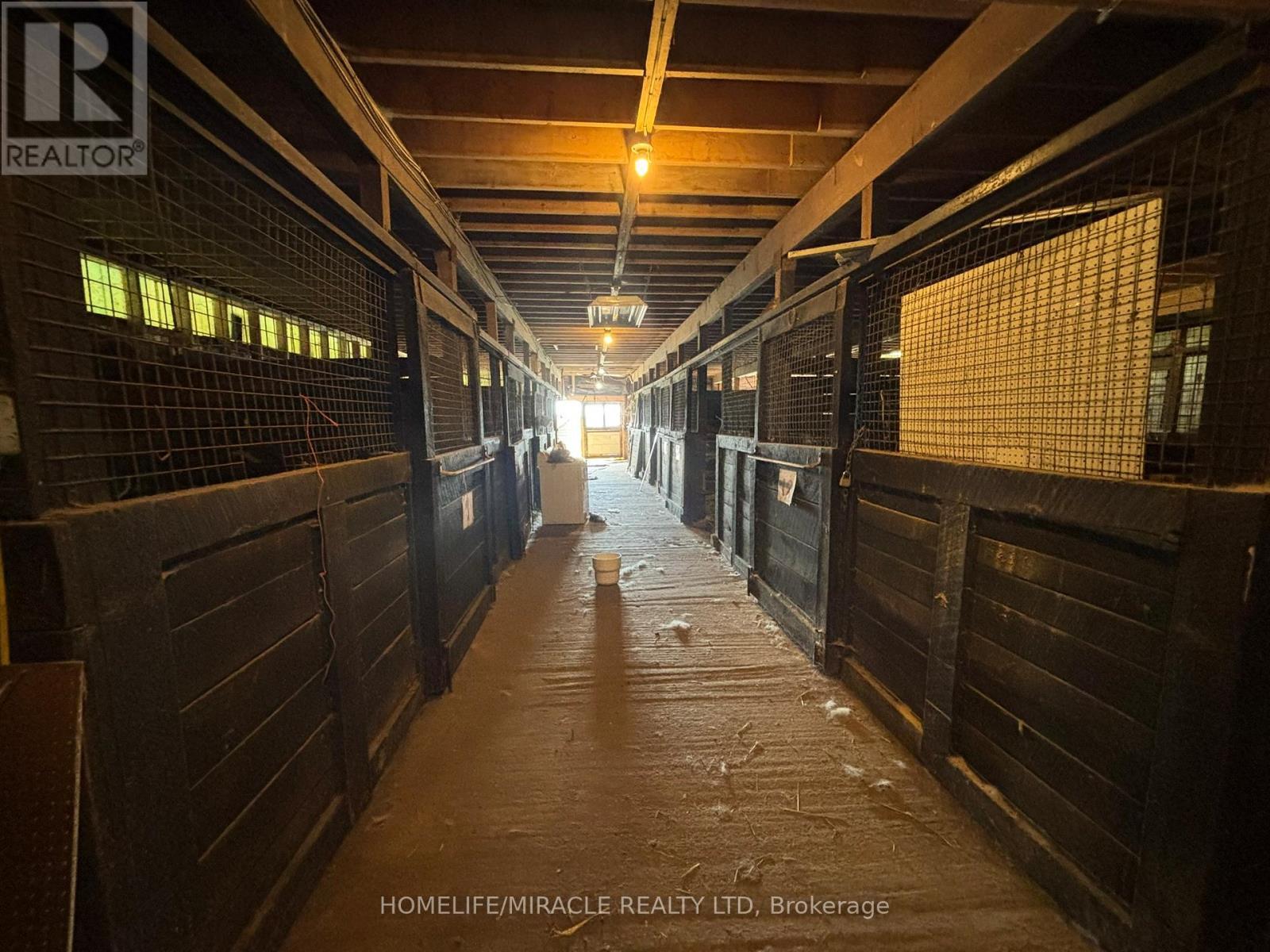 1381 Hwy 8, Cambridge, ON