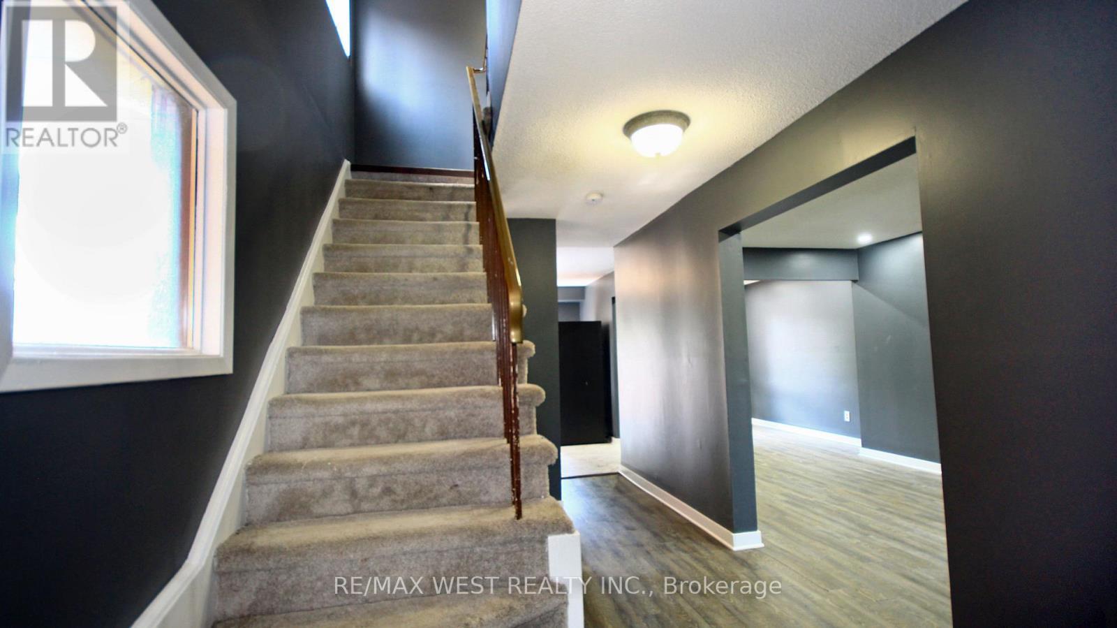 148 Fanshawe Drive, Brampton, ON - Indoor Photo Showing Other Room