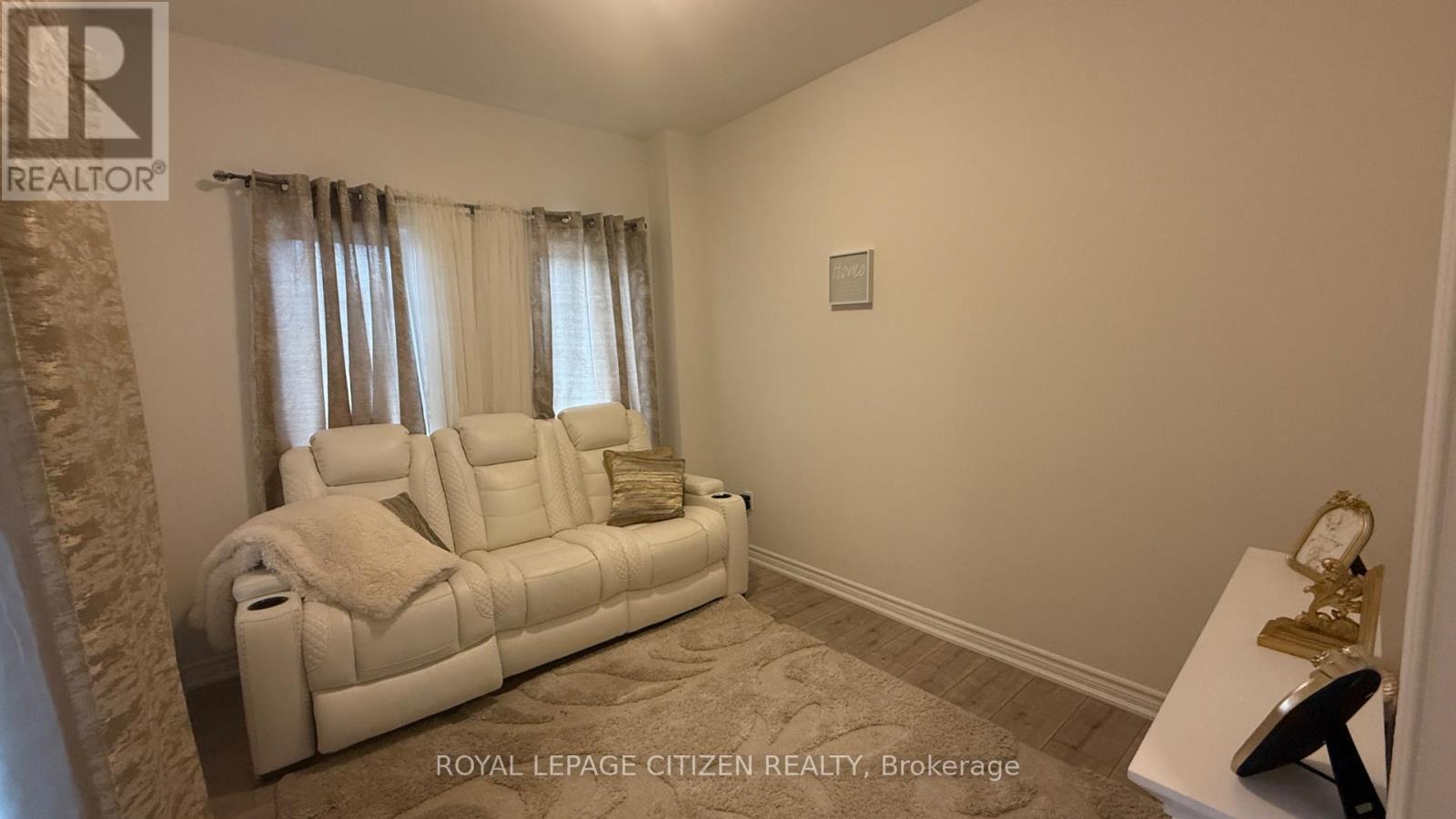 53 Jack Potts Way, Clarington, ON - Indoor