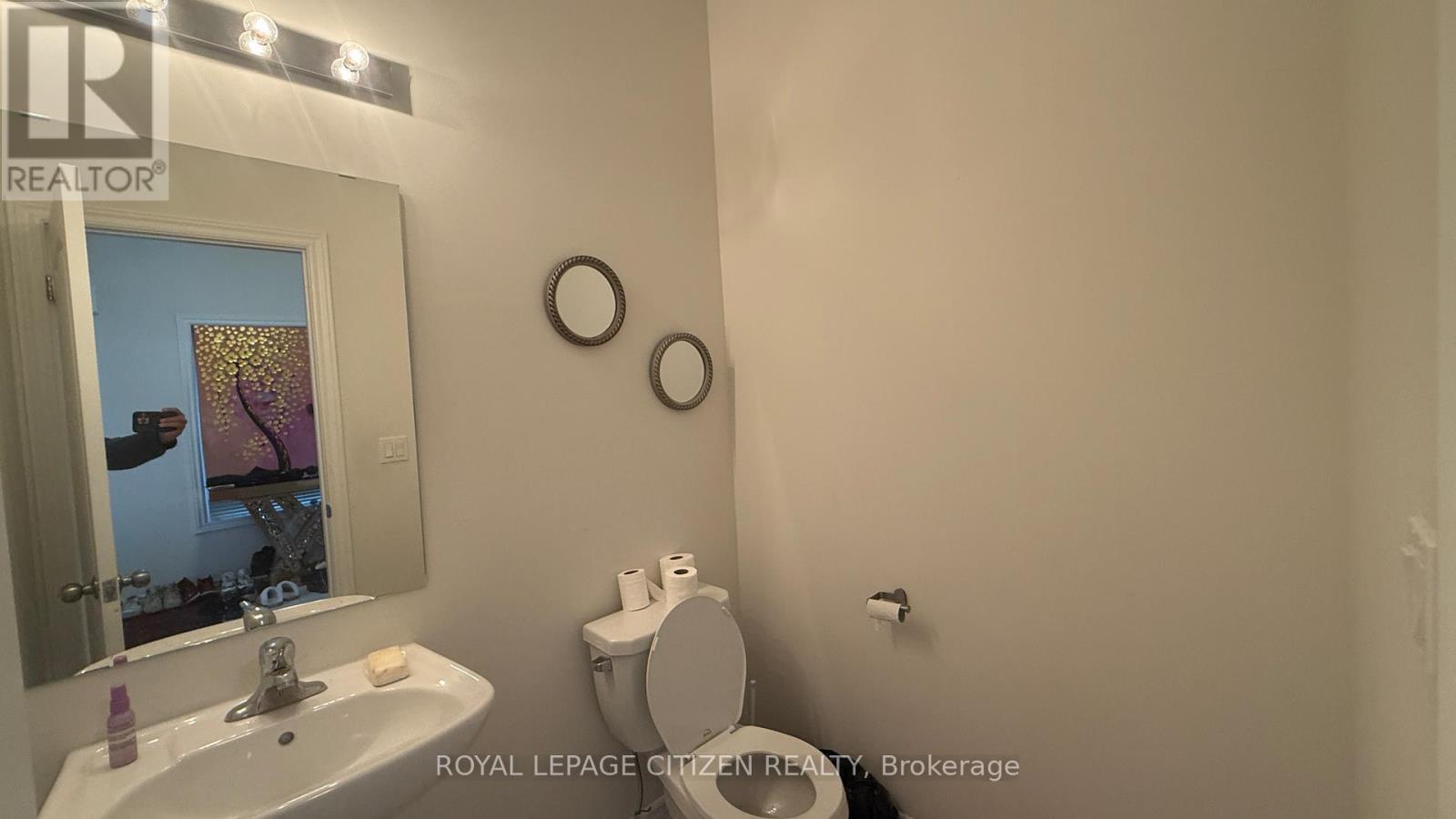 53 Jack Potts Way, Clarington, ON - Indoor Photo Showing Bathroom