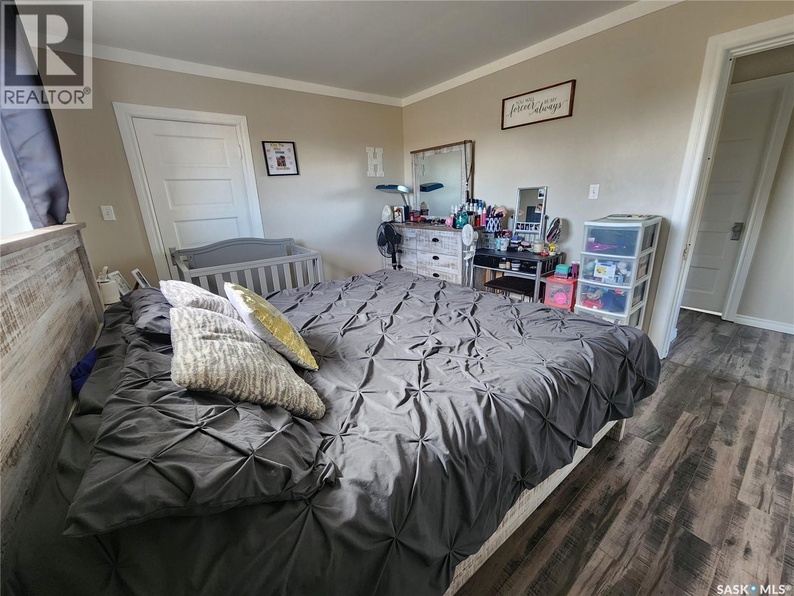 10 Danton Street, Tribune, SK - Indoor Photo Showing Bedroom