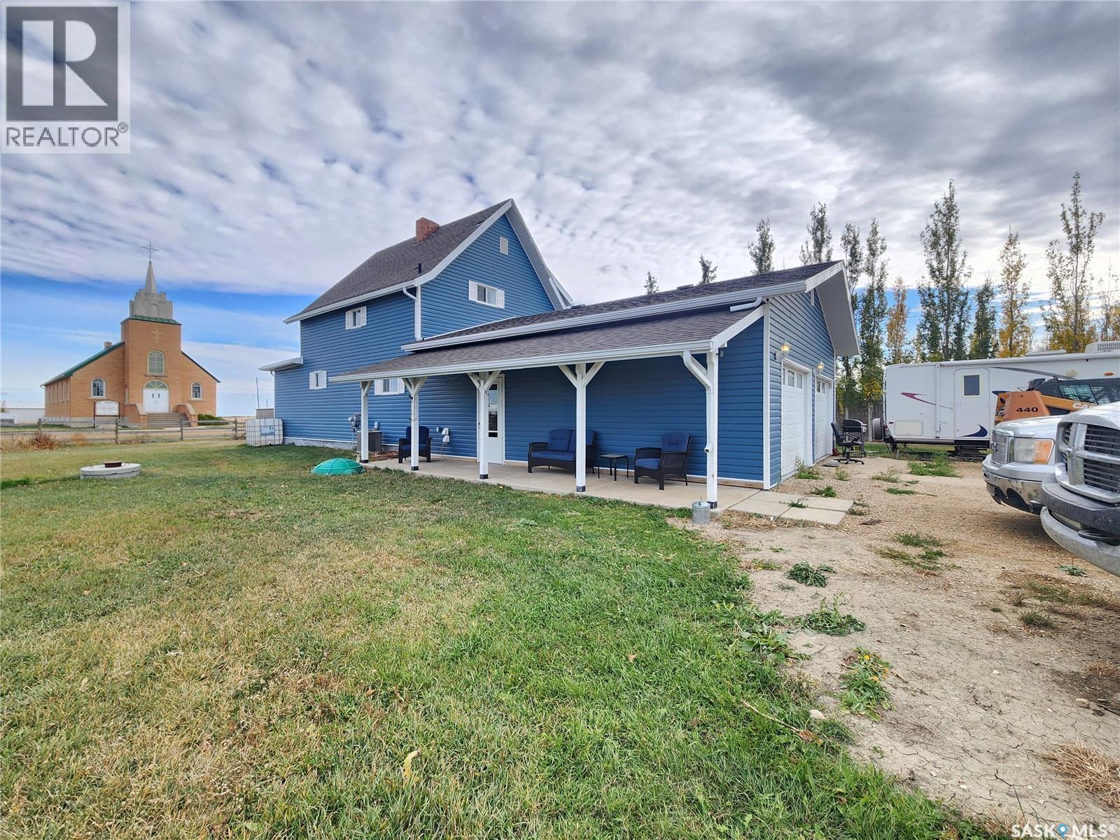 10 Danton Street, Tribune, SK - Outdoor With Deck Patio Veranda