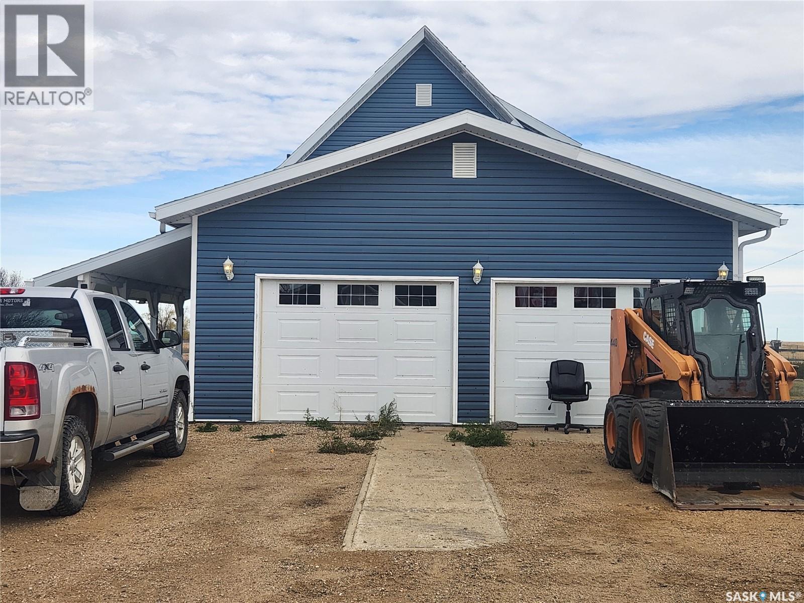 10 Danton Street, Tribune, SK - Outdoor