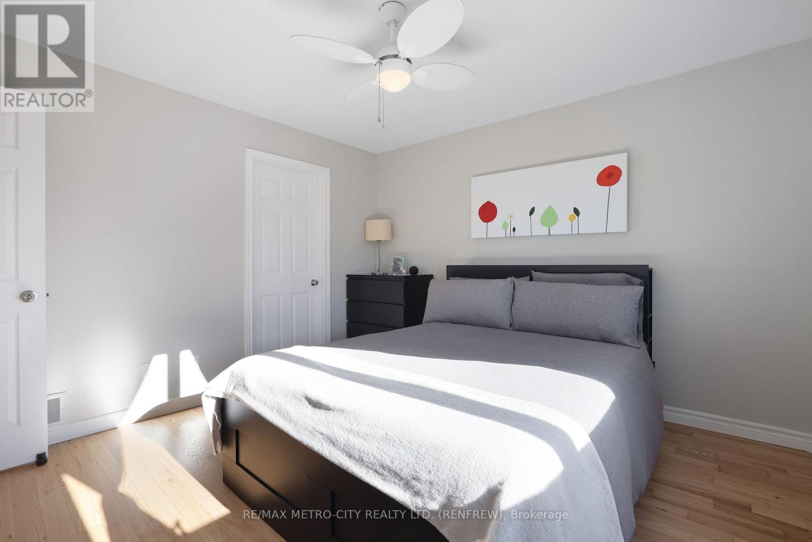 2431 Eady Road, Horton, ON - Indoor Photo Showing Bedroom